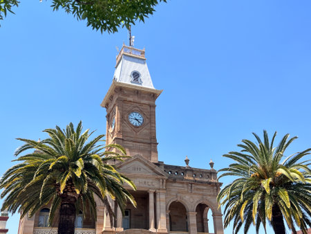 WARWICK, QLD - OCT 25 2023:Warwick Town Hall in Queensland, Australia.  It is the administrative centre of the Southern Downs Region local government area.の写真素材