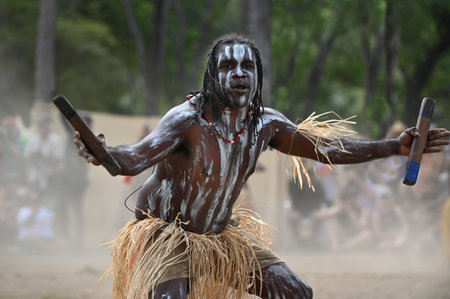 LAURA,QLD - JULY 08 2023:Indigenous Australians man on ceremonial dance in Laura Quinkan Dance Festival Cape York Australia. Ceremonies combine dance, song, rituals, body decorations and costumesのeditorial素材
