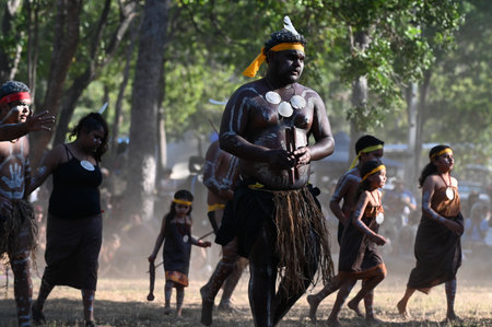 LAURA,QLD - JULY 08 2023:Indigenous Australians people on ceremonial dance in Laura Quinkan Dance Festival Cape York Australia. Ceremonies combine dance, song, rituals, body decorations and costumesのeditorial素材