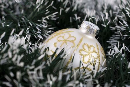 Christmas tree ball with green chain decorationの写真素材