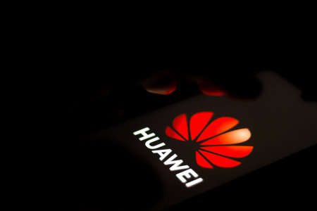 July 28, 2020, Brazil. In this photo illustration the Verizon Communications logo seen displayed on a smartphone. In the background the inscription 5Gのeditorial素材