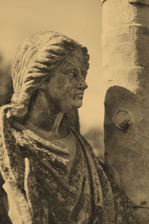 angel statue in cemeteryの写真素材