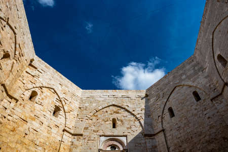 September 21, 2018 - Italy, Bari, Andria, Castel del Monte - the octagonal courtyard of the castleのeditorial素材