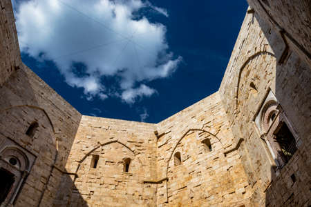 September 21, 2018 - Italy, Bari, Andria, Castel del Monte - the octagonal courtyard of the castleのeditorial素材