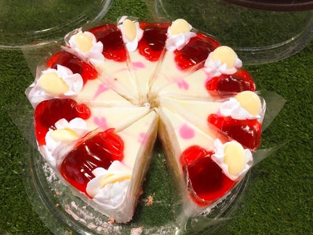 cake piece for cell in the market
