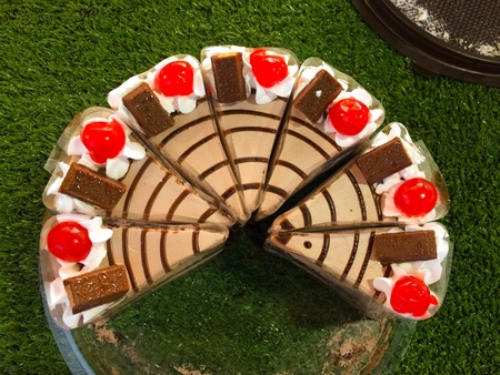 cake piece for cell in the marketの素材