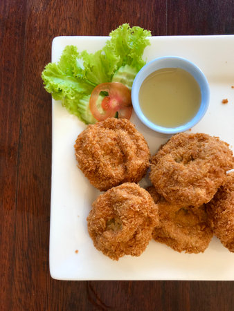 Tod Mun Goong (Thai Shrimps Cakes), food and cuisine travel