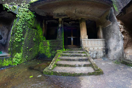 Kanheri caves city Mumbai state maharashtra in India. It is a ancient monuments and old temple building related to God budha. It is situated in the mid of forest in borivali on 21 August 2019のeditorial素材