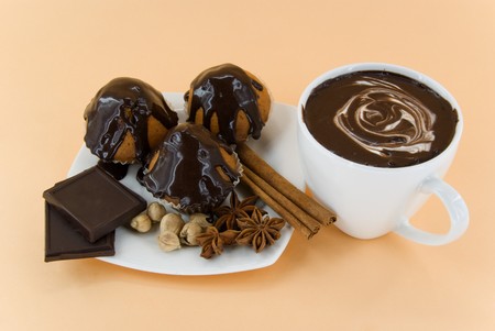cakes with spice and hot chocolate