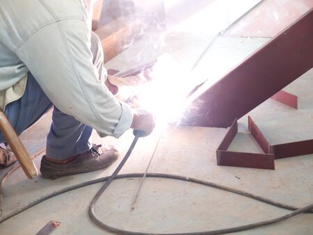 Welding with sparks