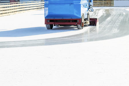 The machine cleans a sliding slideの写真素材