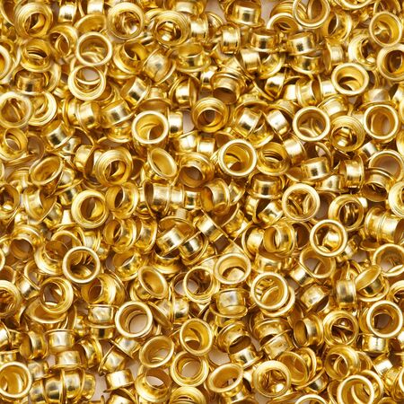 Seamless structure from metal gold rivets