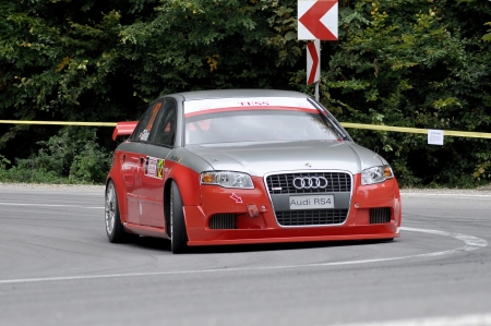 RASNOV, ROMANIA - SEPTEMBER 30 2010: Gollner Heinz - Audi RS4 - Trophy Rasnov 2010のeditorial素材