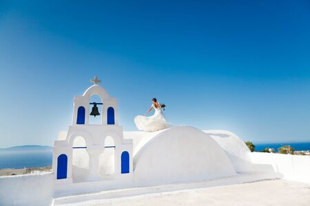 Young bride in Santorini.のeditorial素材