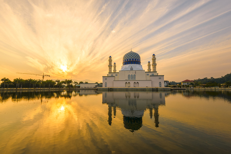 Glorious fiery sky during sunrise at the Kota Kinabalu City Mosqueの写真素材