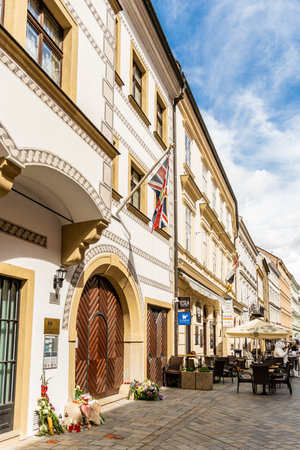 Mourning the Passing of Queen Elizabeth II at the British Embassy Bratislavaのeditorial素材