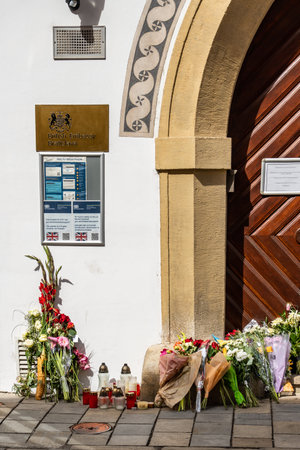 Mourning the Passing of Queen Elizabeth II at the British Embassy Bratislavaのeditorial素材