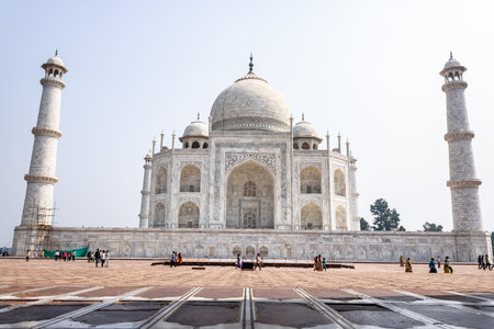 Taj Mahal side view, one of the New 7 Wonders of the Worldの写真素材