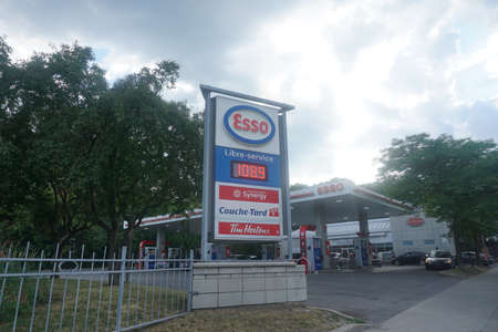 Montreal, Quebec / Canada - 7/3/2020:Gas price just after the ease of the lockdown of coronavirus. Price is 108.9 Canadian cents per liter in downtown of Montreal.のeditorial素材