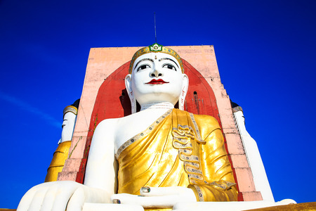 Buddha statueの写真素材