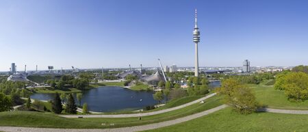 Lake located in the city of Munichの写真素材
