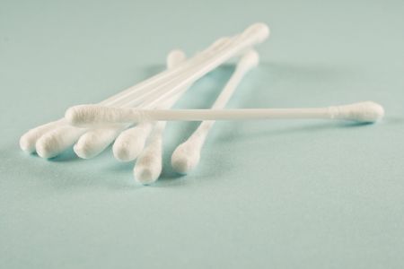 Close up of seven cotton buds used for earcleaningの素材 [FY3106218948]