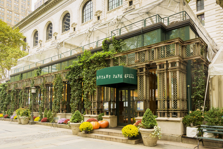 New York, USA, november 2016: Bryant Park Grill is a restaurant on the border of Bryant Park in midtown Manhattan. People can be seen.のeditorial素材