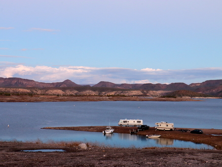 Camper Parked on Lake Pleasant Shorelineの写真素材