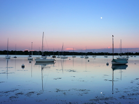 Lake Harriet Sailboats at Sunsetの写真素材