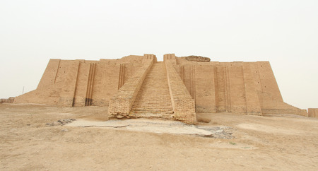 Picture of Ziggurat of Ur   and One of the most important monuments in Iraq and that goes back to the Sumerian period Which are located in the province of Dhi Qar in southern Iraq.の写真素材