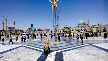 Internal shot of the shrine of Imam Ali al-Rida , It is the shrine of eighth imam to the Shiite sect and is located in the city of Mashhad. And contains a huge golden dome and a number of minarets aureus and the huge doors.のeditorial素材