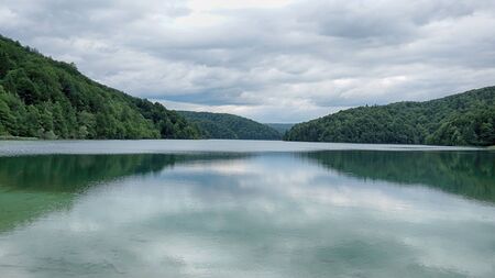 Beautiful tranquil scene of lake in mountainsの写真素材