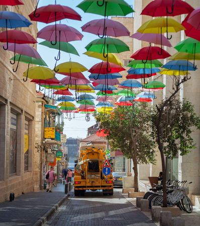IZRAEL, JERUSALEM - OCTOBER 30: Jerusalem is a city located  between the Mediterranean and the Dead Sea. One of the oldest cities in the world. View to the street  of Jerusalem on 30 October 2016.のeditorial素材