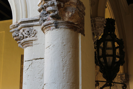 Detail architecture