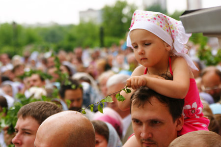 RUSSIA, MOSCOW - MAY 23: Orthodox people celebrate a Pentecost "Religious procession in honor of a holiday of a Trinity" May 23, 2010 in Moscow, Russiaのeditorial素材