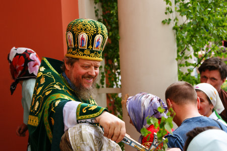 RUSSIA, MOSCOW - MAY 23: Orthodox people celebrate a Pentecost "Religious procession in honor of a holiday of a Trinity" May 23, 2009 in Moscow, Russiaのeditorial素材