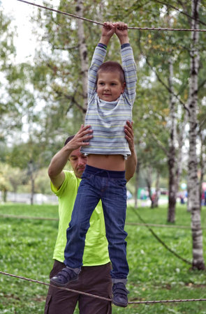 MOSCOW, RUSSIA - September 06, 2014: Education of children in mountaineering. City Day celebrations in Moscowのeditorial素材
