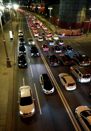 MOSCOW, RUSSIA - NOVEMBER, 2012: Night traffic. The movement of cars on the night street in Moscow.のeditorial素材