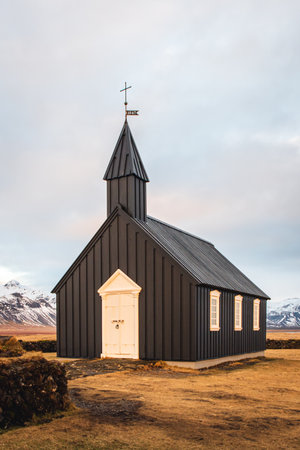 BÃºÃ°akirkja Black Church at Sunset, Icelandの写真素材