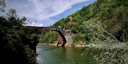 Devil&#39;s Bridge at Lanzo Torineseの素材