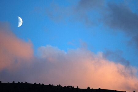 increasing moon in La Molina