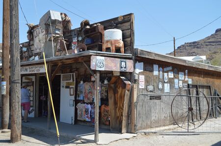 Oatman, Gift Shop With Coffin On Route 66. Route 66 . June 21, 2017. Oatman, Arizona, USA, EEUU.のeditorial素材