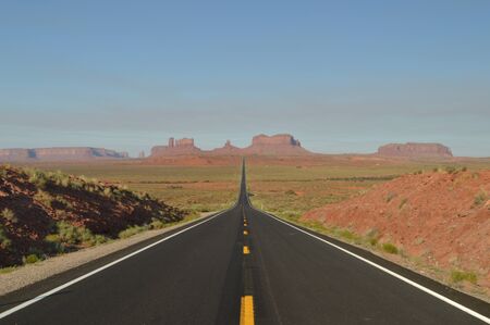Forrest Point. Mille 13 Highway Going To Monument Valley. The Paradise of Geology. June 24, 2017. Utah. EEUU. USA.のeditorial素材