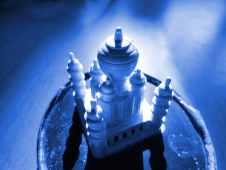 Old broken Taj Mahal statue giftの写真素材