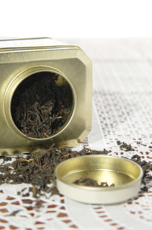 Organic black tea in metal canの写真素材