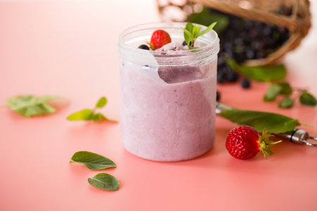 Refreshing berry treat in pastel colors.の写真素材