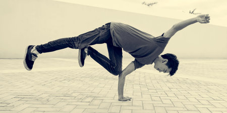 Breakdance Movement Teenagers Trendy Lifestyle Concept