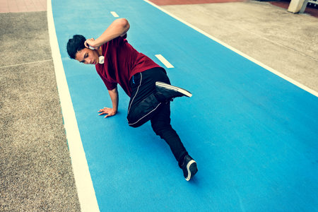 Breakdance Movement Teenagers Trendy Lifestyle Concept