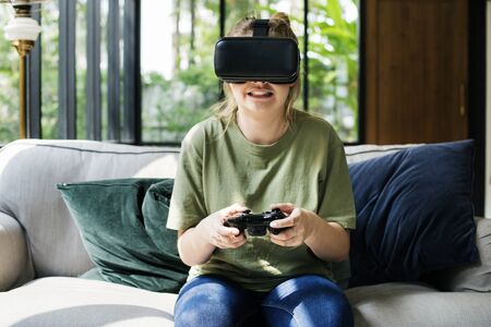 People enjoying virtual reality goggles