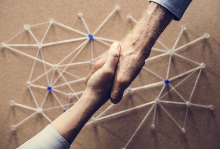 Handshake connecting over network simulation